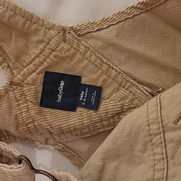 🔶️5 for $30🔶️ BabyGap Classic Corduroy Overalls - Picture 3 of 6